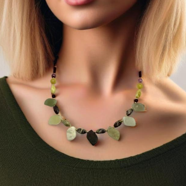 Wildflower Bistro - Serpentine Necklace