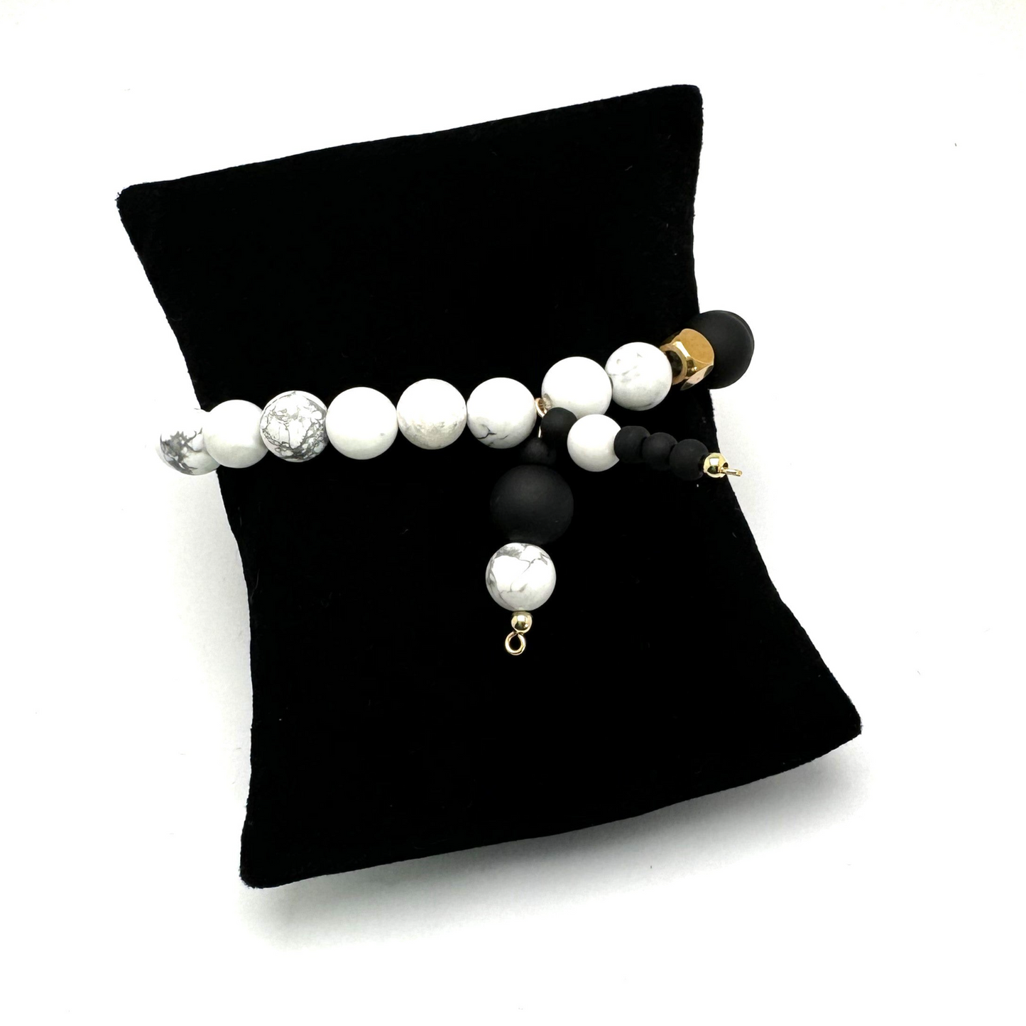 Downtown Fusion - Bracelet with Howlite