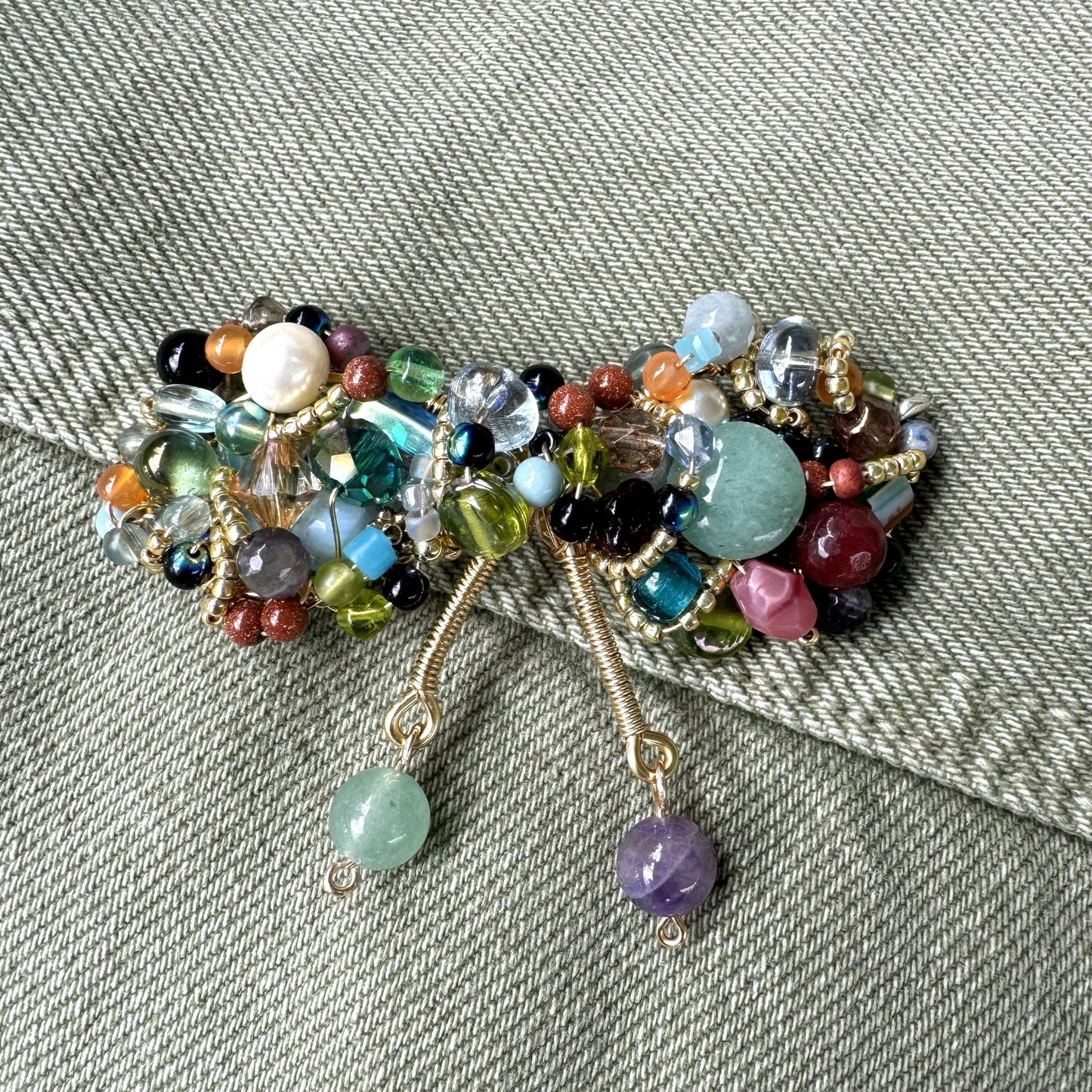 Retro Style Beaded Bow Brooch