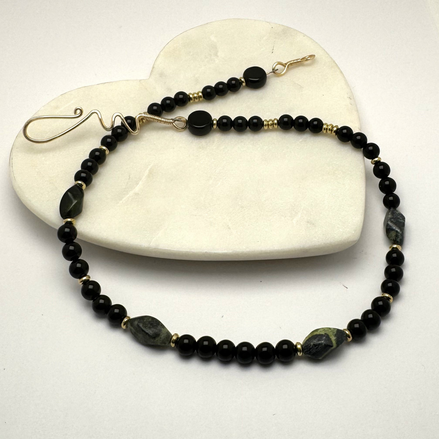 Chic Harmony Necklace - Black Japer with Serpentine