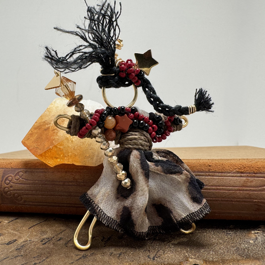 Pixie Brooch - Enchantress